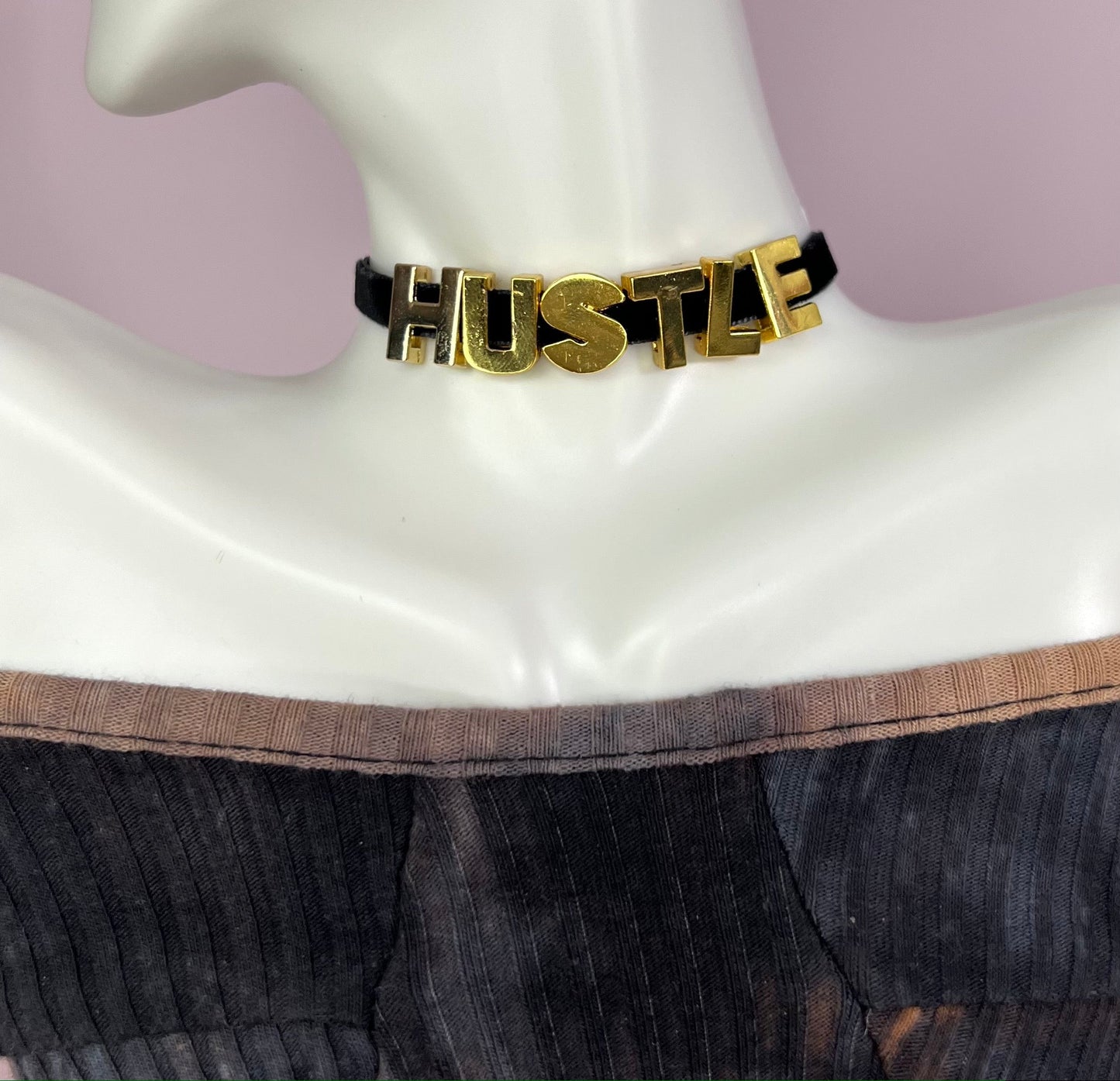 HUSTLE - Choker Necklace