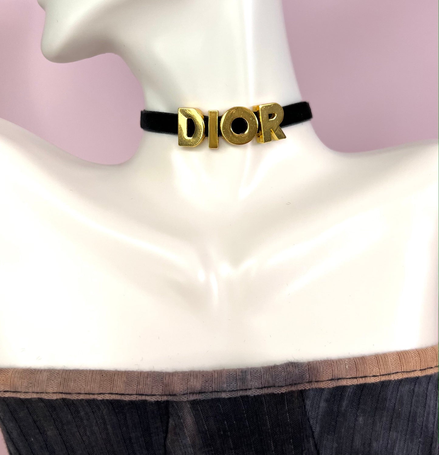 D - Choker Necklace